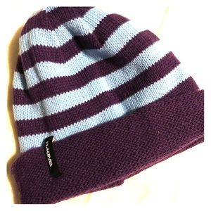 Dakine beanie